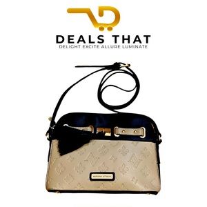 Adrienne Vittadini handbag